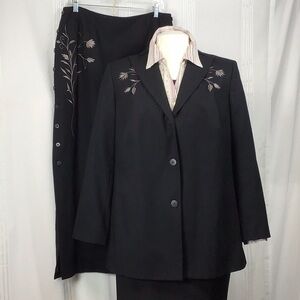 Harve Benard Black Lightweight Wool Floral Embroidered Suit